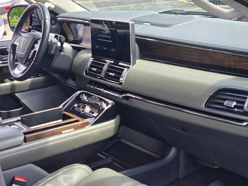 Used 2023 Lincoln Navigator Black Label image 7