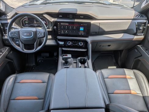 Certified 2025 GMC Sierra 1500 AT4 w/ AT4 Premium Package AWD/4WD image 14