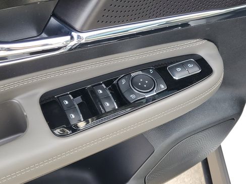 New 2026 Lincoln Corsair Premiere image 10