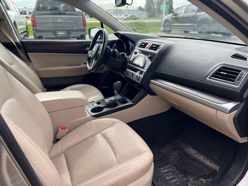 Used 2015 Subaru Outback 2.5i Limited AWD/4WD image 18
