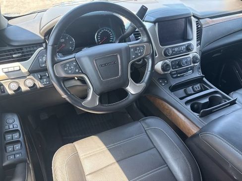 Used 2020 GMC Yukon XL Denali w/ Open Road Package AWD/4WD image 38