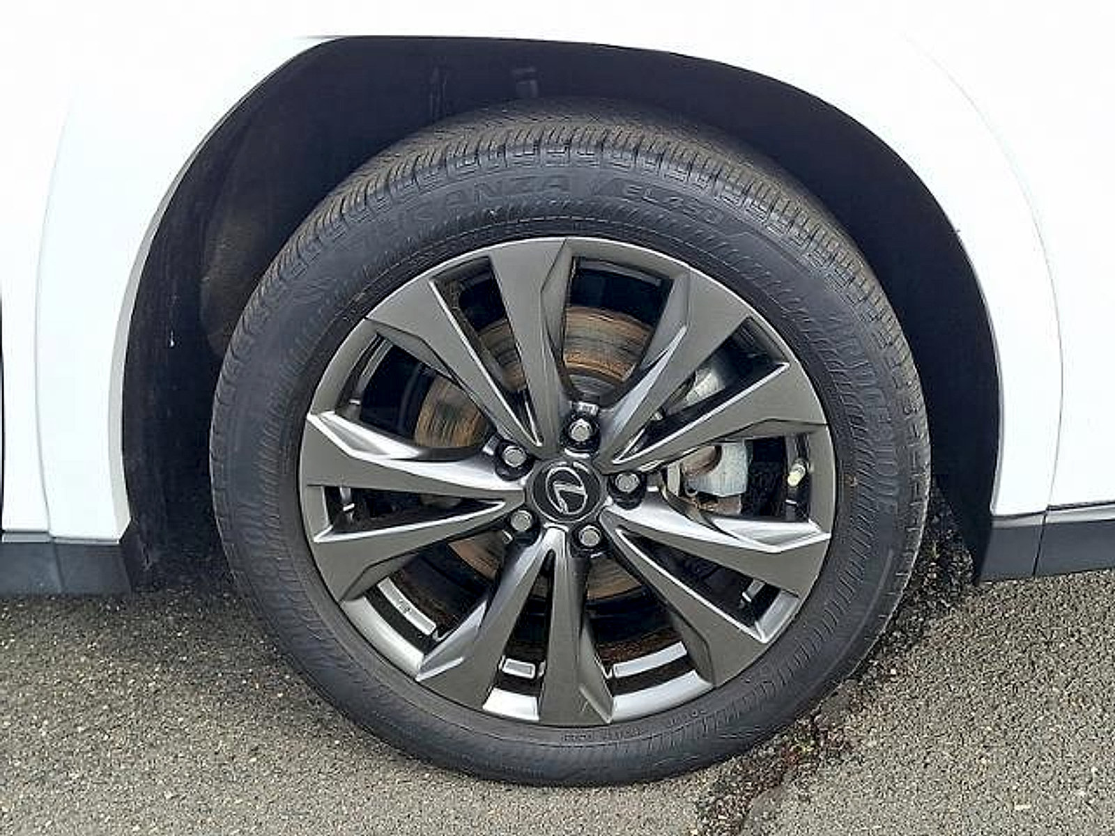 Certified 2023 Lexus UX 250h F Sport FWD image 8