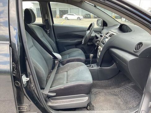 Used 2011 Toyota Yaris Sedan w/ Convenience Pkg FWD image 18