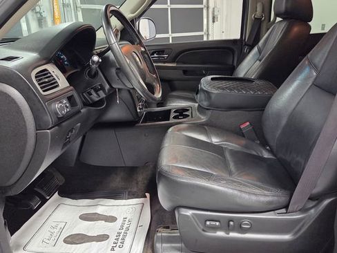Used 2013 Chevrolet Tahoe LT RWD image 5