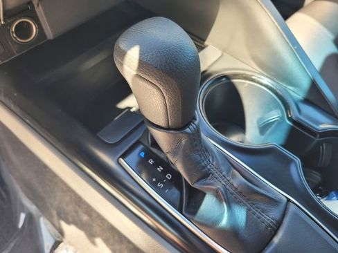 Used 2019 Toyota Camry LE w/ Convenience Package image 20