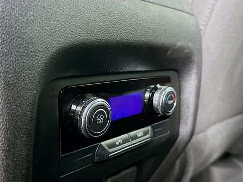 Used 2025 GMC Acadia Elevation image 27