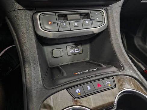 Used 2023 GMC Acadia AT4 w/ Technology Package AWD/4WD image 22