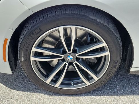 Used 2022 BMW 750i xDrive AWD/4WD image 12