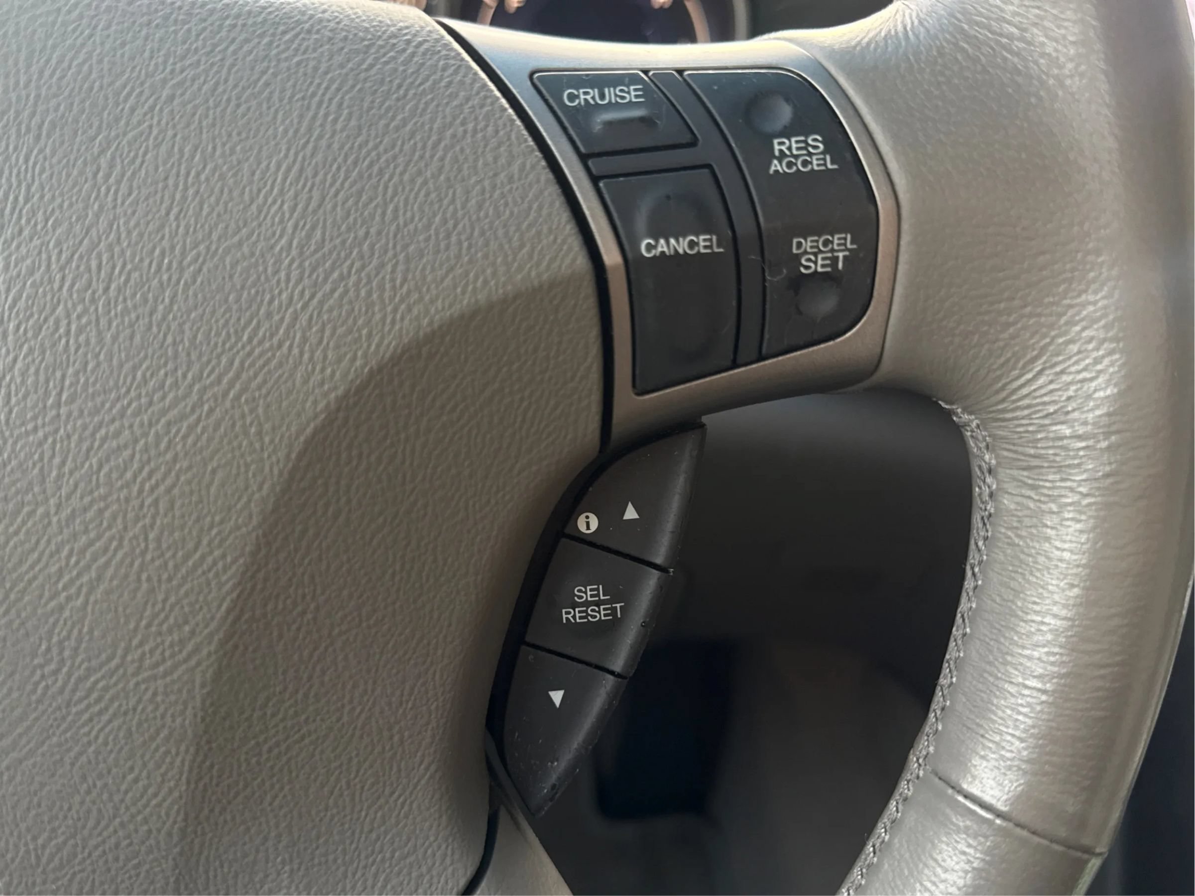 Used 2006 Acura RL AWD/4WD image 29