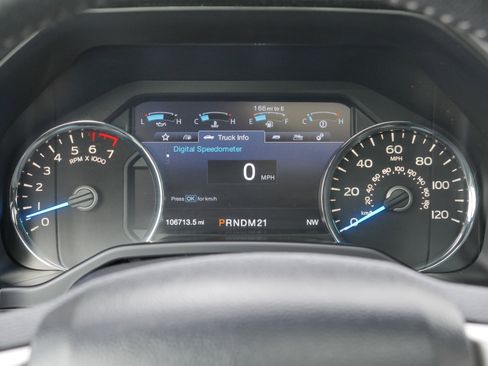 Used 2016 Ford F150 Lariat w/ Equipment Group 502A Luxury image 8