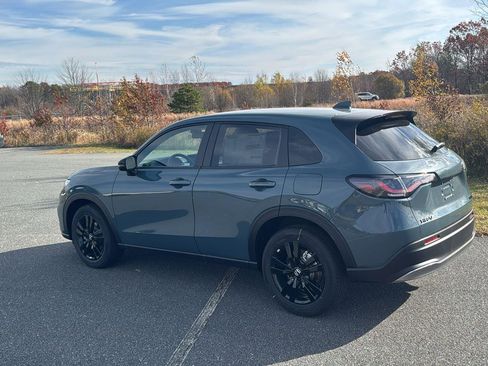 New 2026 Honda HR-V Sport image 9
