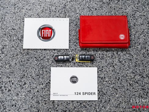 Used 2017 FIAT 124 Spider Lusso image 42