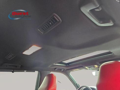 Used 2021 Toyota Highlander XSE AWD/4WD image 61