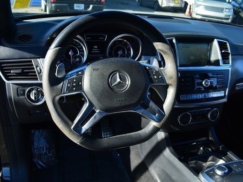 Used 2015 Mercedes-Benz ML 63 AMG 4MATIC image 16