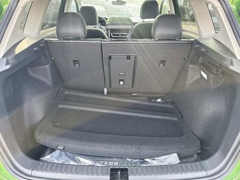 New 2025 Volkswagen Taos SE image 5