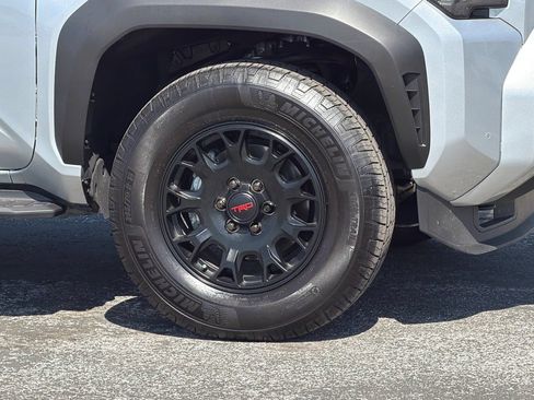 Used 2025 Toyota 4Runner TRD Off-Road AWD/4WD image 28