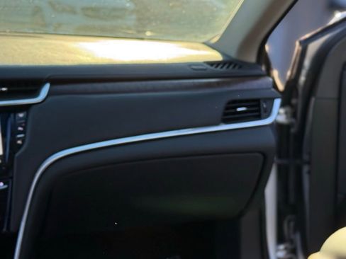 Used 2018 Cadillac XTS Luxury image 15