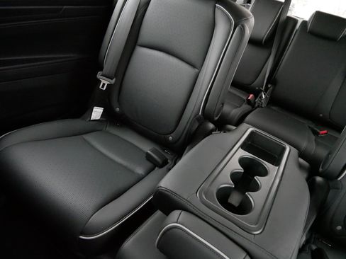 Certified 2026 Honda Odyssey Elite image 12