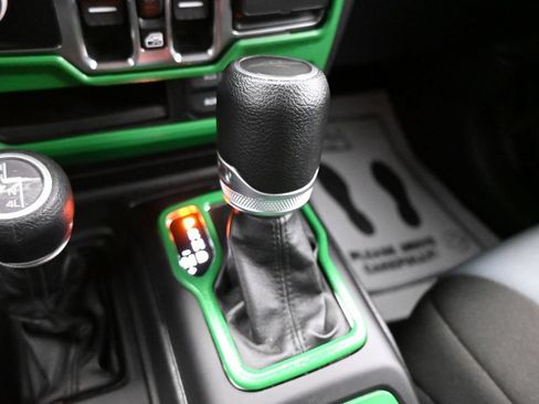 Used 2023 Jeep Gladiator Sport AWD/4WD image 24