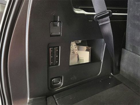 Used 2024 Ford Expedition Limited image 40