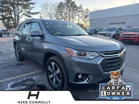 Certified 2019 Chevrolet Traverse LT w/ LT Premium Package image 1