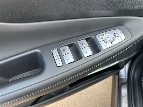 Used 2022 Hyundai Santa Fe Calligraphy image 17