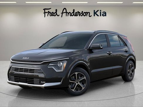 New 2025 Kia Niro SX image 1