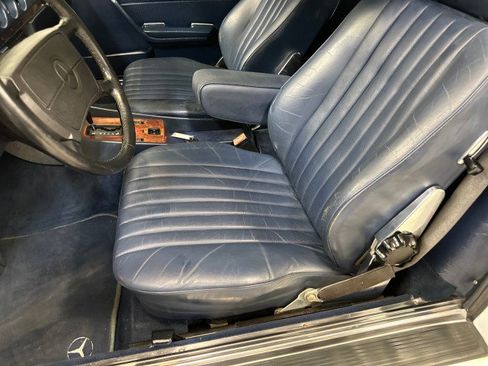 Used 1988 Mercedes-Benz 560 SL image 17