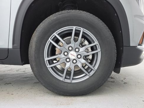 Used 2025 GMC Acadia Elevation AWD/4WD image 19