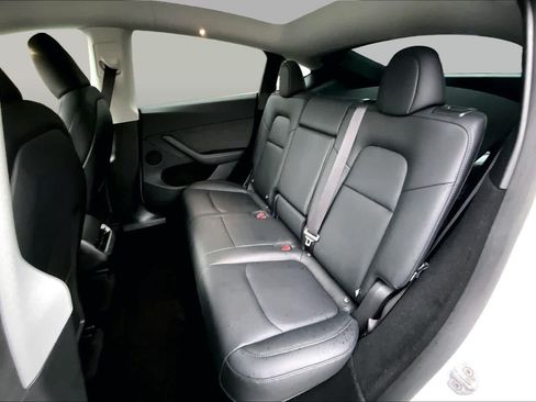 Used 2024 Tesla Model Y Performance AWD/4WD image 19