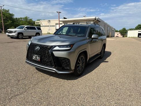 Used 2024 Lexus LX 600 F Sport AWD/4WD image 6