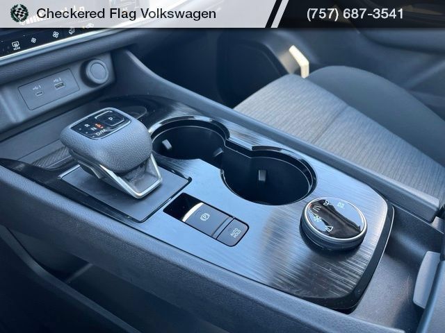 Used 2023 Nissan Rogue SV AWD/4WD image 41