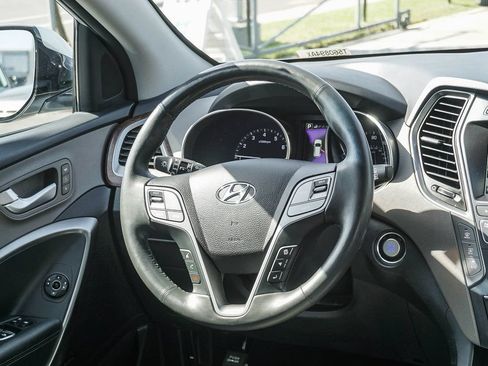 Used 2018 Hyundai Santa Fe Limited FWD image 16