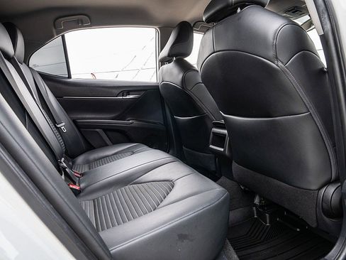 Used 2021 Toyota Camry SE FWD image 22