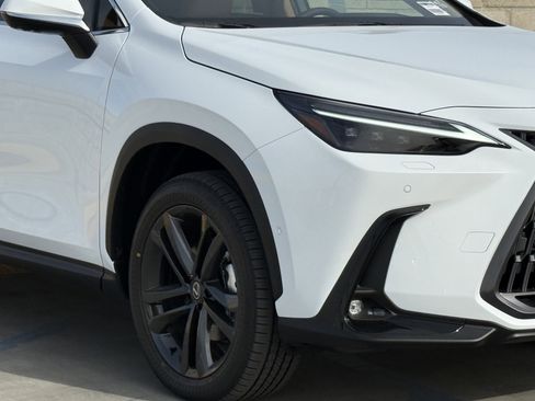 New 2026 Lexus NX 450h+ NX 450h+ Luxury image 4