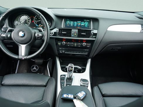 Used 2018 BMW X4 M40i image 46