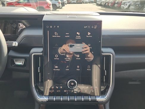 New 2026 GMC Yukon Denali w/ Denali Reserve Package image 30