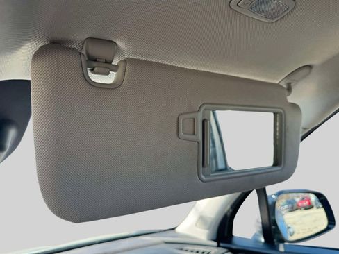 Used 2023 Kia Sorento SX Prestige image 31