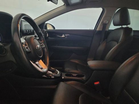 Used 2019 Kia Forte EX FWD image 17