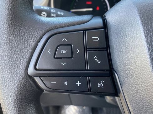 Certified 2026 Toyota Sienna LE FWD image 27