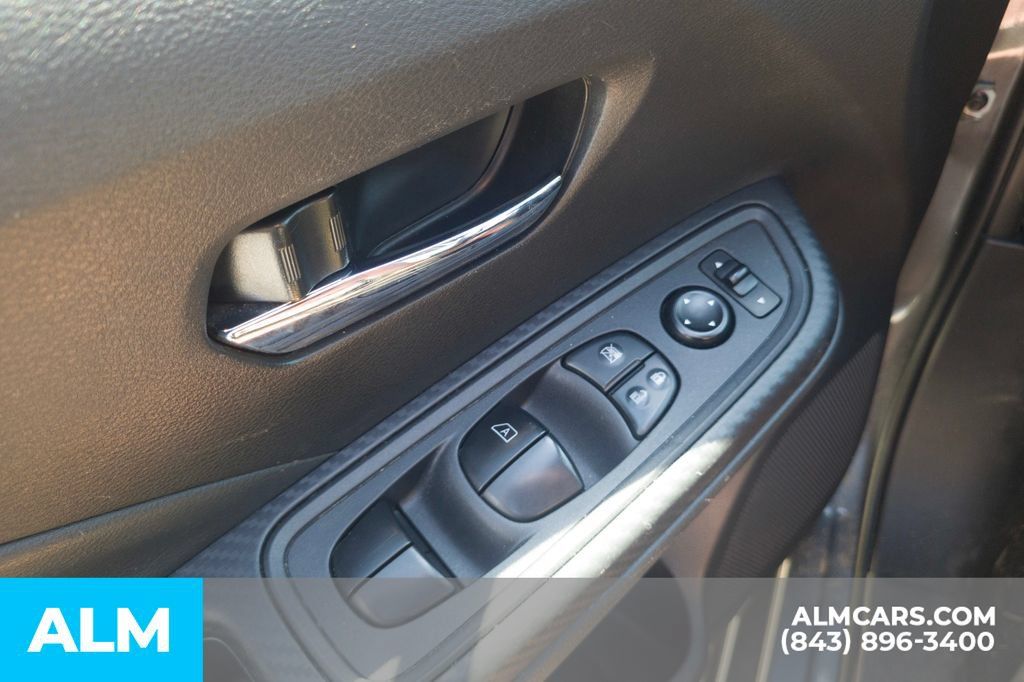 Used 2024 Nissan Versa SV FWD image 14