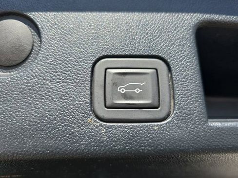 Used 2025 Chevrolet Equinox ACTIV image 13