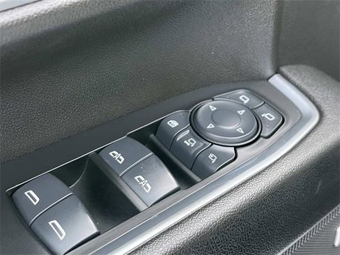 Used 2024 GMC Sierra 2500 SLT w/ SLT Premium Package image 30