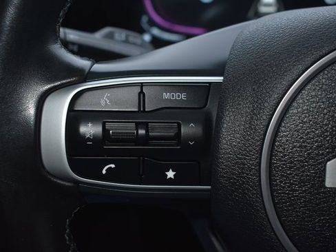 Used 2023 Kia Sportage EX image 19