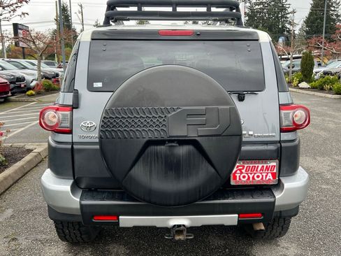 Used 2014 Toyota FJ Cruiser 4WD w/ Convenience Package image 8