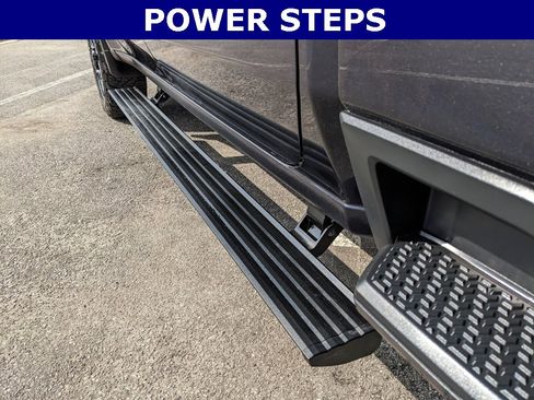 Used 2024 GMC Sierra 2500 Denali w/ Denali Reserve Package image 11