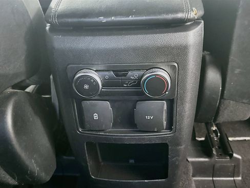 Used 2020 Ford Explorer XLT w/ Class III Trailer Tow Package AWD/4WD image 24