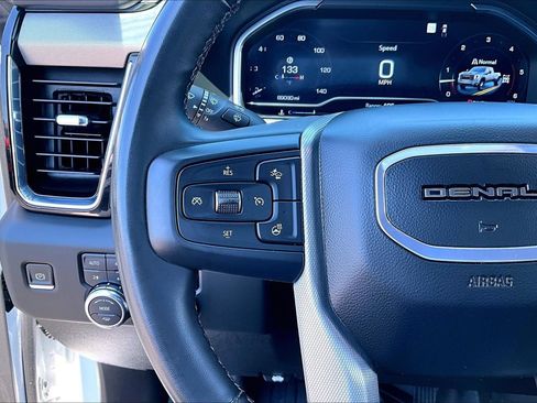 Used 2024 GMC Sierra 3500 Denali w/ Denali Reserve Package AWD/4WD image 20