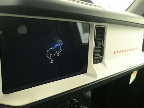 New 2026 Ford Bronco Heritage Edition AWD/4WD image 16