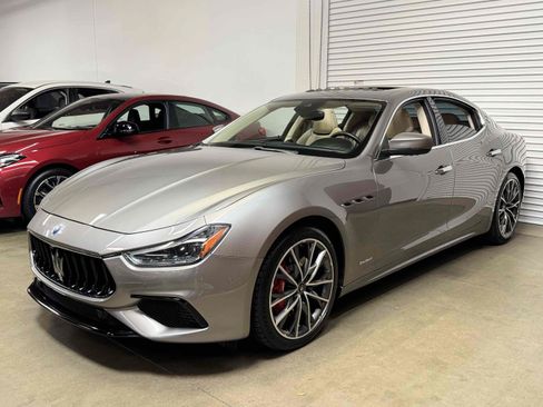Used 2021 Maserati Ghibli S GranSport RWD image 27